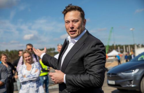 Patrimônio de Elon Musk aumenta. Foto: Reprodução Yahoo