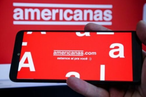 Enfrentando uma crise financeira e um processo de recuperação judicial, A Americanas (AMER3) perdeu 5 milhões de clientes, revela relatório recente. Foto: Reprodução