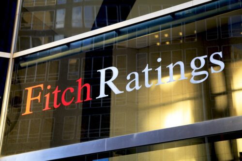 A agência de classificação de risco Fitch Ratings elevou o rating soberano do Brasil para BB, destacando o desempenho econômico e fiscal acima do esperado. Foto: Reprodução