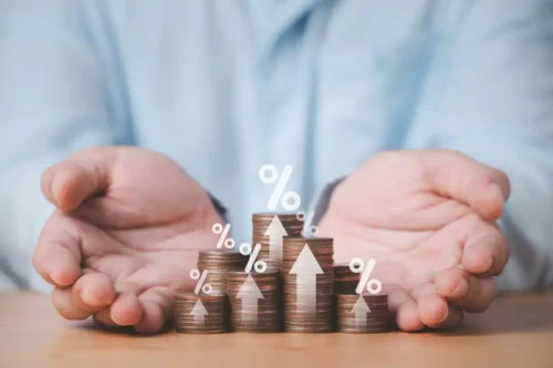 Cosern (CSRN3) e Coelba (CEEB3) anunciam distribuição de proventos para setembro; confira as datas
