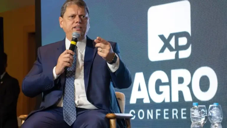 Governador de São Paulo confirma privatização da Sabesp (SBSP3) com investimento de R$ 10 bilhões