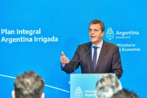 Governo da Argentina anuncia plano de isenção do imposto de renda