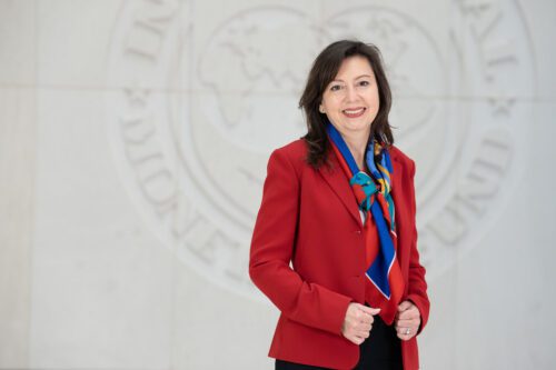 Julie Kozak, Diretora do FMI fala “situação complexa” na Argentina