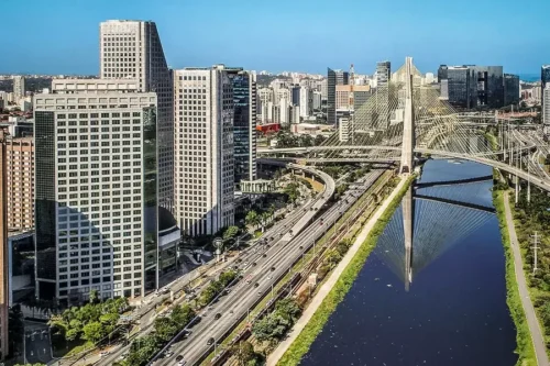 Número de investidores em fundos imobiliários bate novo recorde em agosto