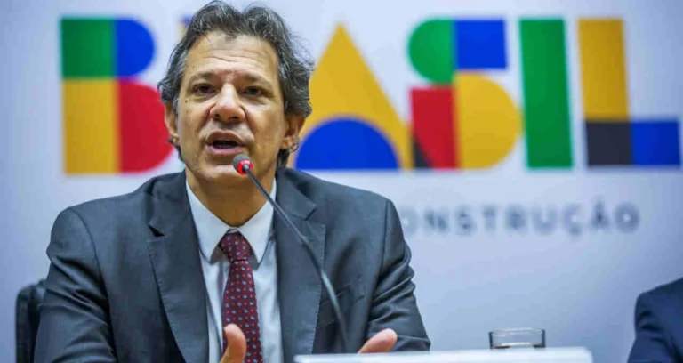 Ministro da Fazenda evita falar sobre revisão na meta fiscal de 2024