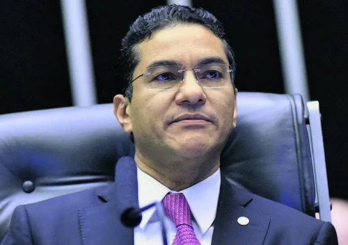 PL de offshores e fundos exclusivos: votação é adiada