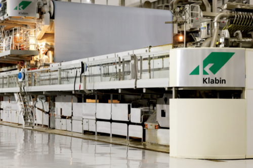 Klabin (KLBN11) divulga projeções investimento: R$ 4,5 bilhões em 2023 e 2024