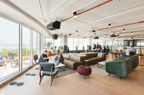 WeWork entra com pedido de recuperação judicial nos EUA