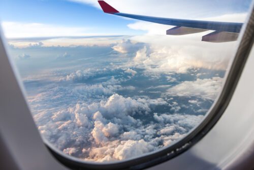 Governo planeja introduzir cotas de passagens mais baratas em acordo com companhias aéreas