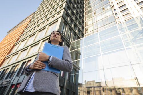 Conheça neste artigo os FIIs de lajes corporativas, uma alternativa para quem quer explorar o mercado imobiliário