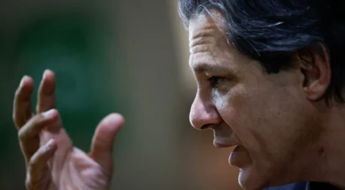 Ministério da Fazenda anuncia plataforma para reduzir risco cambial em investimentos socioambientais