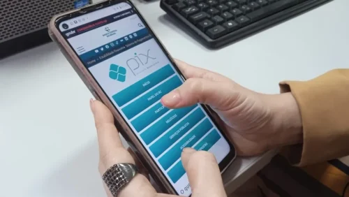 Banco Central anuncia data de início para pix automático
