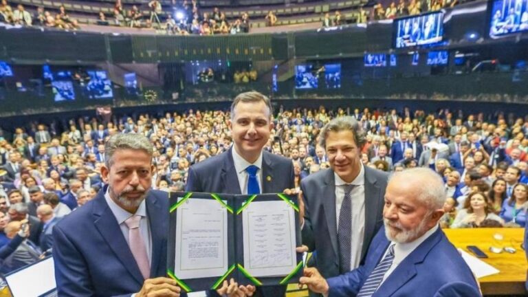 Emenda da reforma tributária é publicada no Diário Oficial