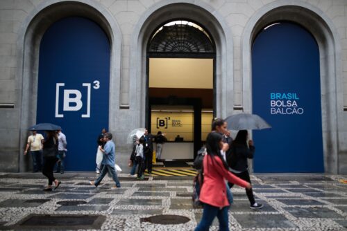 Volume financeiro na B3 apresenta queda durante o mês de dezembro