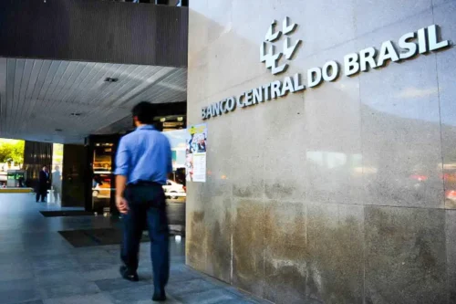 Dívida externa brasileira atinge US$ 336,336 bilhões, revela Banco Central