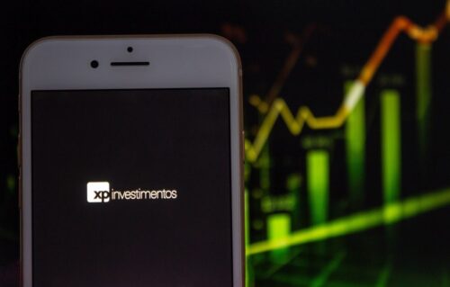 Banco XP assume controle da corretora XP Investimentos