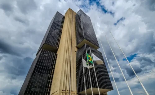Boletim Focus: projeção para inflação em 2024 permanece estável