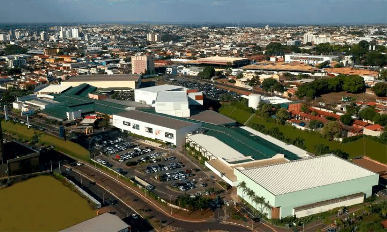 HSML11: tudo sobre o fundo imobiliário HSI malls