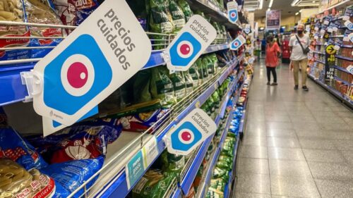 Argentina registra Inflação de 211% em 2023 e Milei adota medidas para estabilizar economia