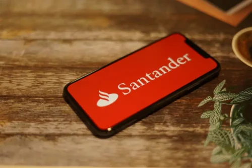 Santander aprova distribuição de JCP de R$ 1,5 bilhão para fevereiro