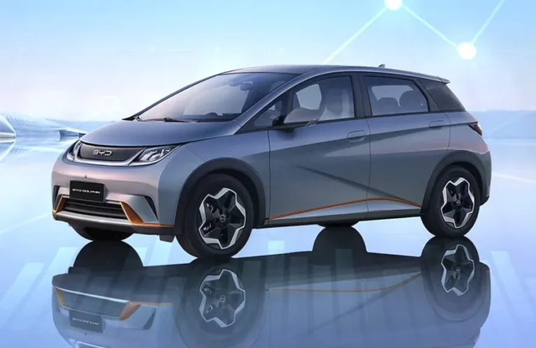 Vendas de veículos elétricos batem recorde no Brasil em 2023