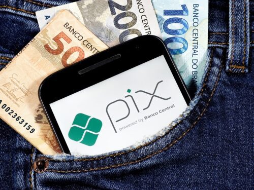 Pix lidera como principal meio de pagamento no Brasil em 2023, revela Febraban