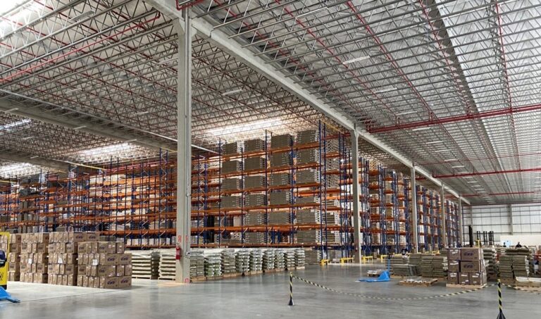 BTLG11 negocia compra de 11 imóveis em transação bilionária