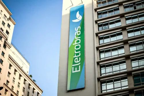 Eletrobras (ELET3) anuncia pagamento bilionário de dividendos