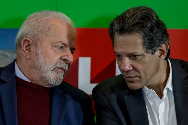 Déficit público brasileiro em fevereiro supera expectativas