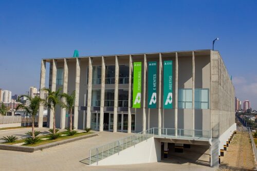 Ânima (ANIM3) finaliza emissão de R$200 milhões em debêntures