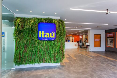 BC aprova reorganização societária do Itaú