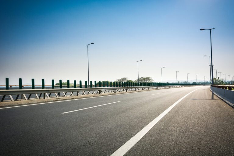 CCR vence leilão de rodovias no Paraná com desconto de 26,6%