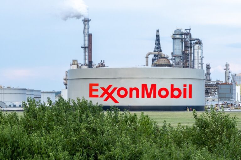 Exxon Mobil finaliza compra da Pioneer por US$60 bilhões