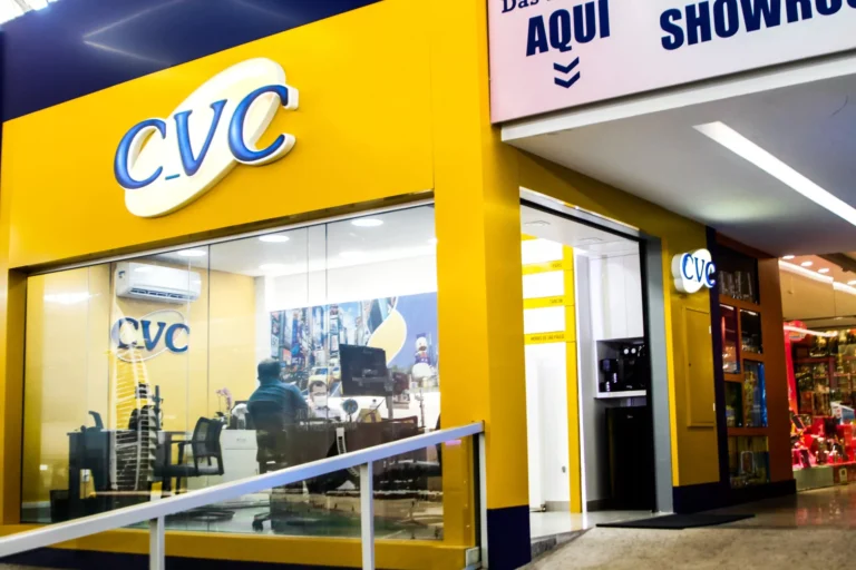 Presidente e mais três membros da CVC renunciam