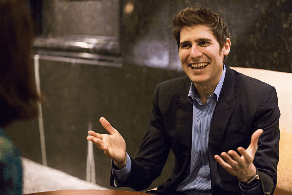 Quem é Eduardo Saverin? Conheça a história do cofundador do Facebook