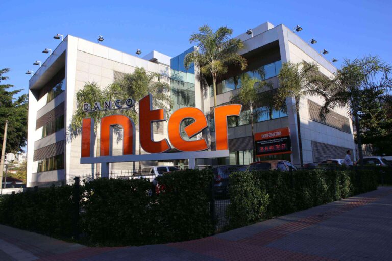 Lucro do Inter Multiplica por 8 no 1T24 impulsionado por Carteira de Empréstimos e Redução da Selic