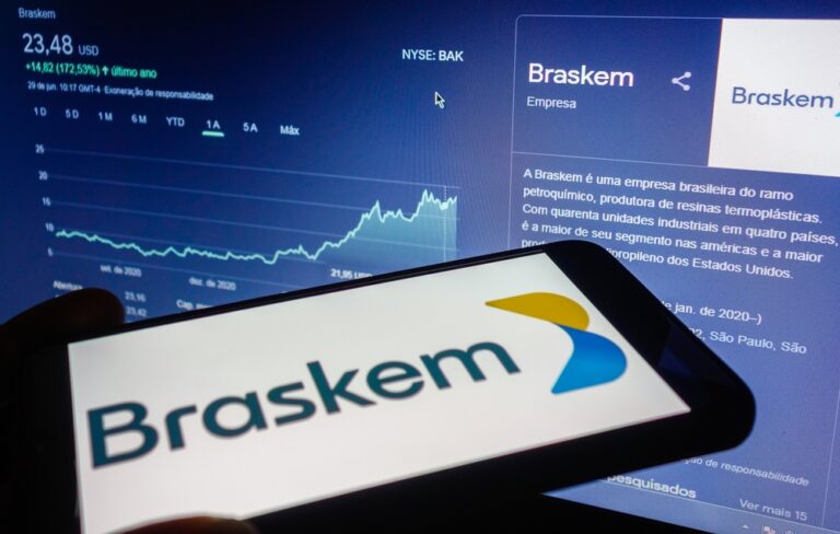 A Justiça de São Paulo decide em favor dos acionistas minoritários da Braskem, exigindo que a Novonor pague uma indenização de R$ 5,5 bilhões por abuso de poder. Saiba mais sobre o caso Novonor abuso de poder!