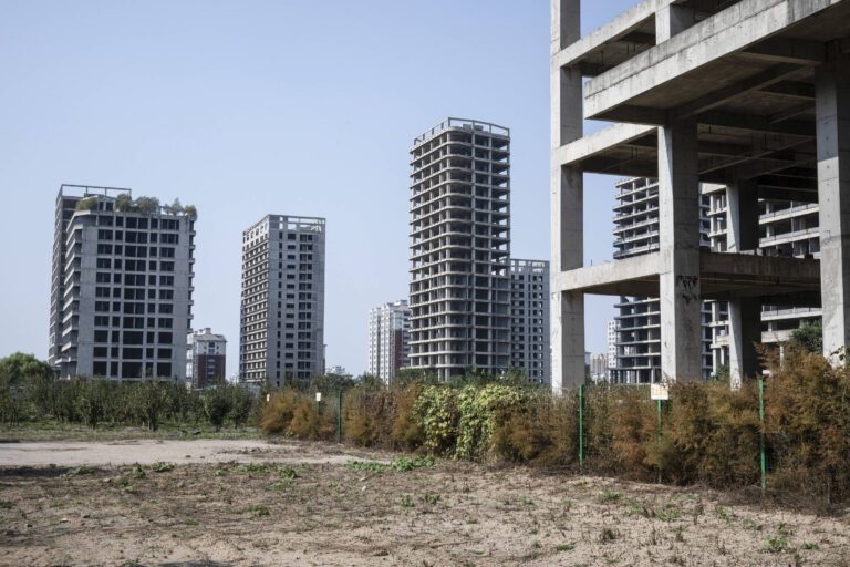 China planeja medidas para revitalizar mercado imobiliário