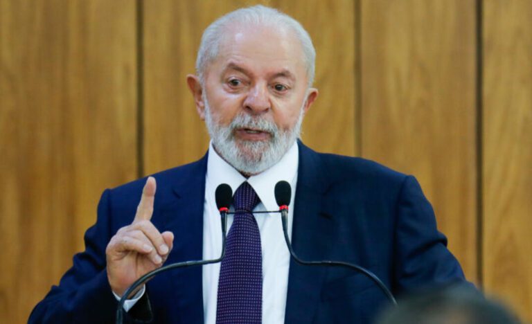 Presidente Lula cobra reparação da Vale por desastres em Minas Gerais