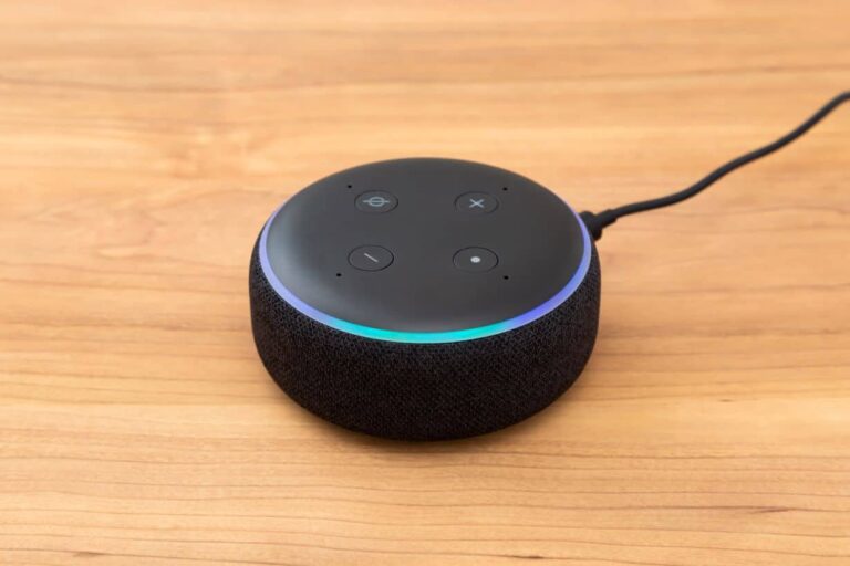 Alexa com mensálidade? Amazon reflete planos para serviço da Alexa com reformulação de IA