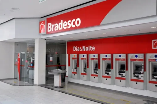 Bradesco (BBDC4) e Itaú Unibanco (ITUB4) pagam dividendos hoje (03)