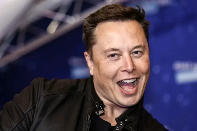 Elon Musk volta a ser a pessoa mais rica do mundo