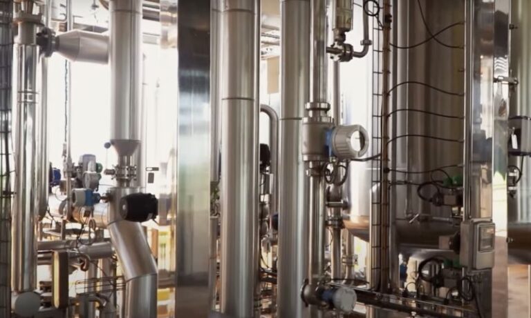 Fábrica da Amyris no Brasil é leiloada por R$ 2,8 milhões