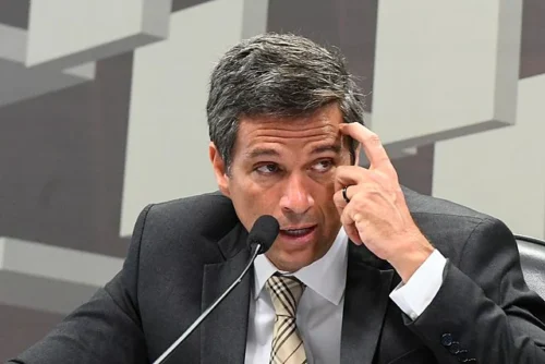 "Meta contínua não muda forma como BC enxerga política monetária", diz Campos Neto