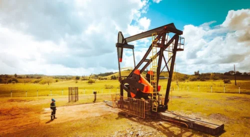 Petrorecôncavo firma contrato para a venda de participação em concessões