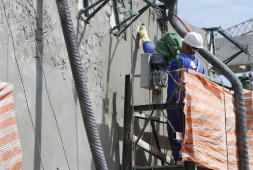 Custo da construção desacelera para 0,69% em julho