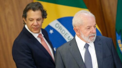 Lula debate alta do dólar e políticas rconômicas em reuniões com Haddad