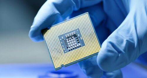 Impacto da liquidação de ações de chips semicondutores: perdas bilionárias no mercado de tecnologia