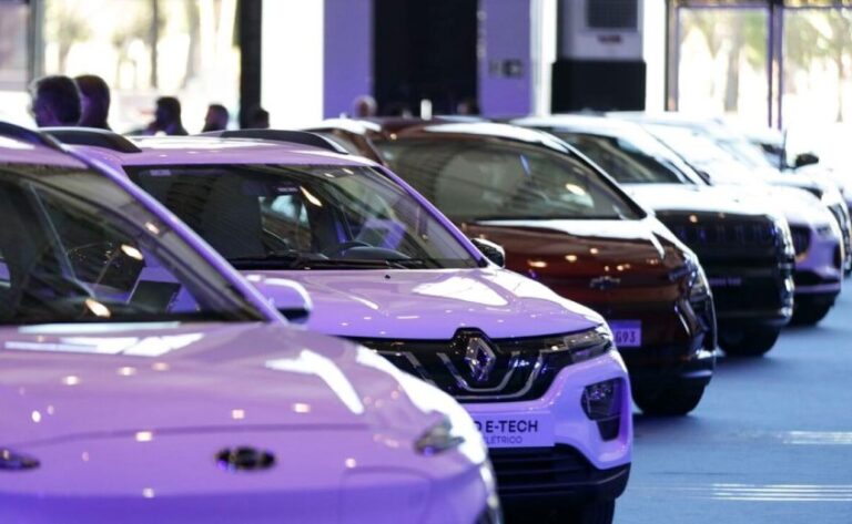 Importação de carros elétricos da China impacta balança comercial brasileira em junho