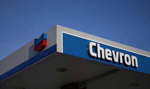 Chevron registra lucro bilhonário no 2T24, mas resultado frustra expectativas